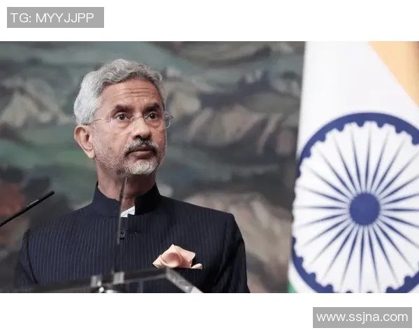 中国足球明星的崛起与发展历程探讨及其在国际舞台上的影响力分析 中国足球明星的崛起与发展历程探讨及其在国际舞台上的影响力分析