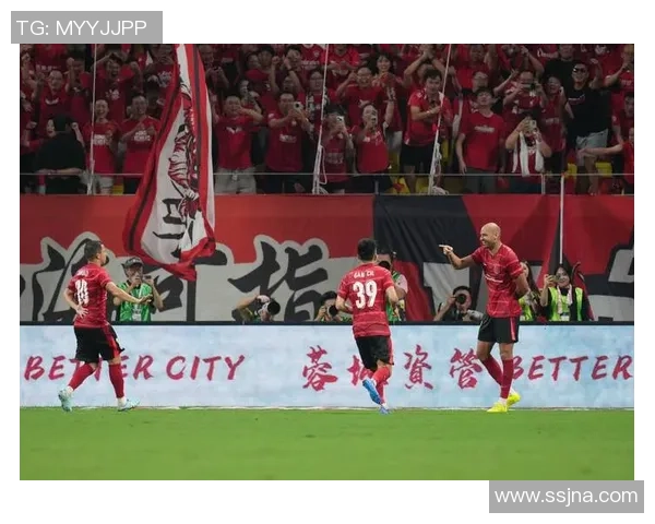 成都足球队的拼搏历程与欧锦赛梦想的追逐之路