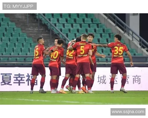 南京足球队强势领跑锦标赛积分榜以79分领先其他球队 南京足球队强势领跑锦标赛积分榜以79分领先其他球队